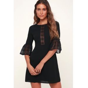 Anthropologie BB DAKOTA Pour it Up Black
Lace Flounce Sleeve Dress NWT